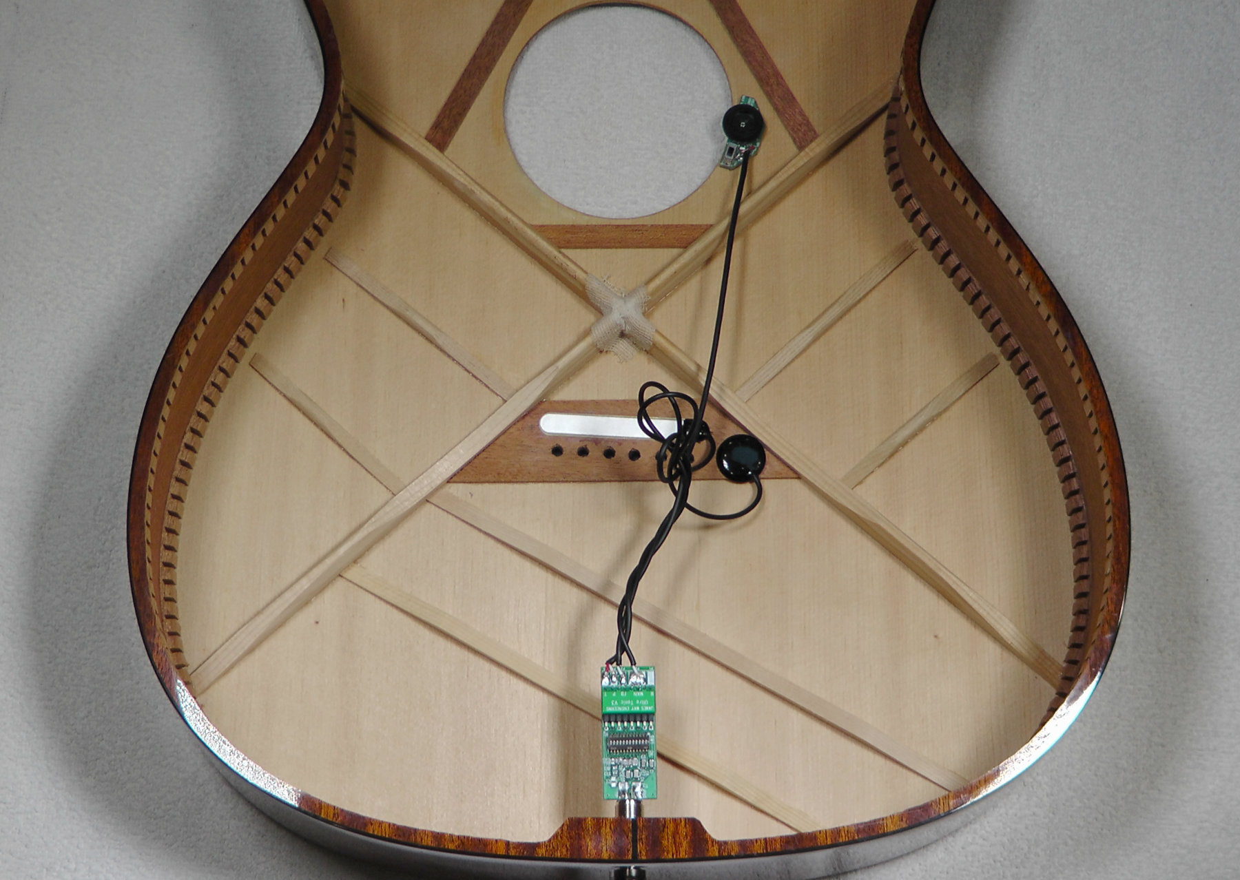 Ultra Tonic Pickup mounting in open back guitar